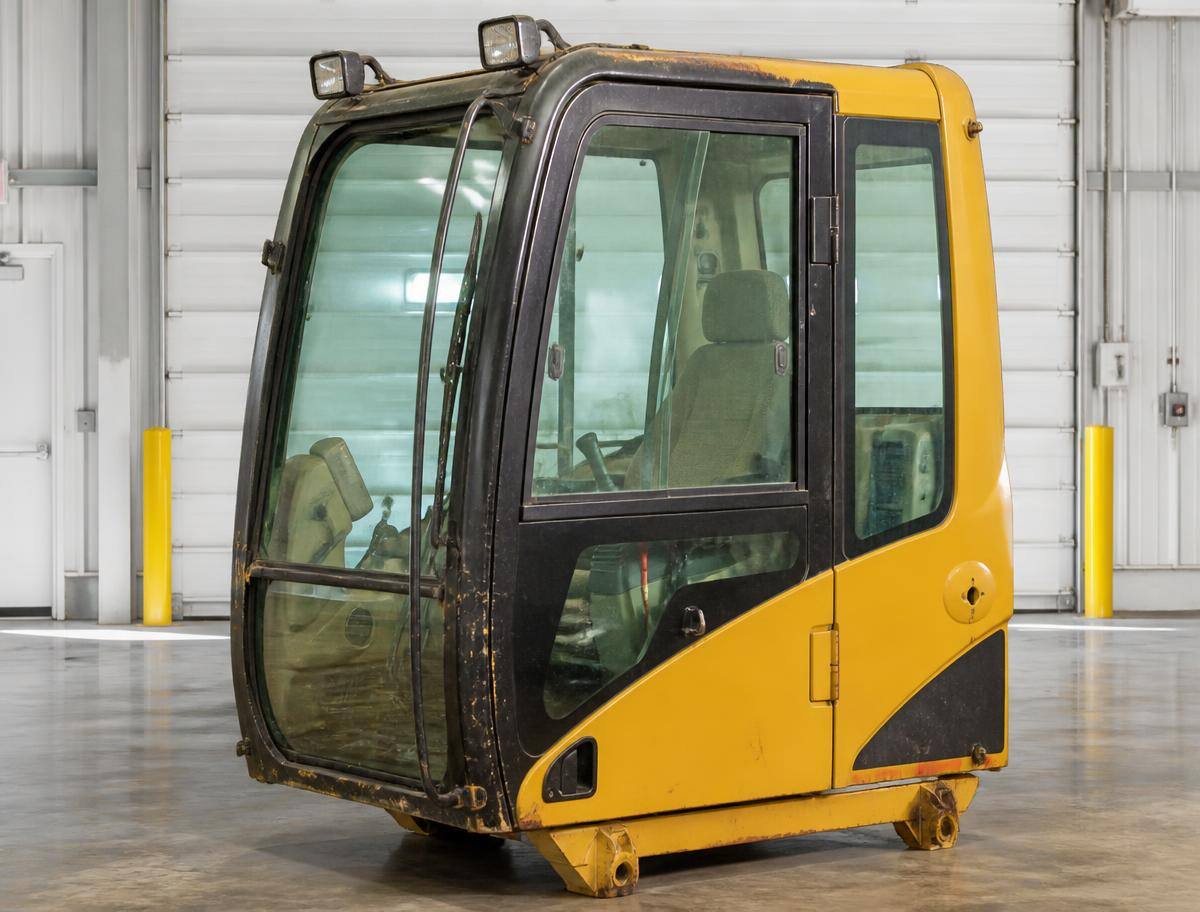 Кабіна JCB 8055 — Кабіни