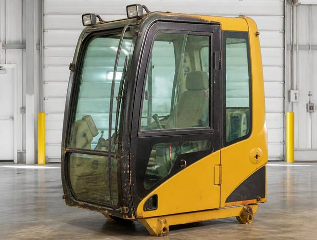 Кабіна Caterpillar 315 — Кабіни